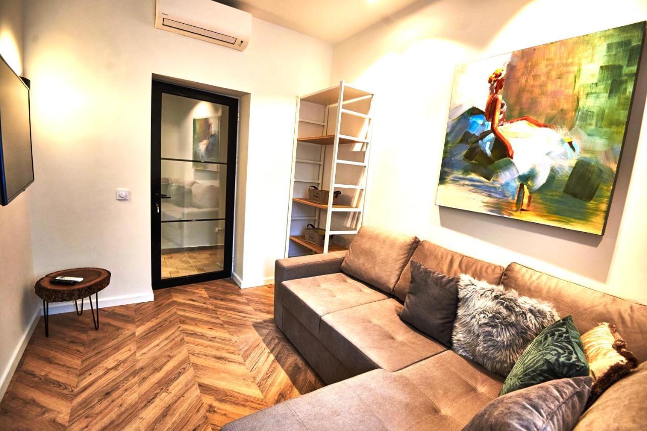 Metropole Apartments Royal Residence Bucharest Luaran gambar
